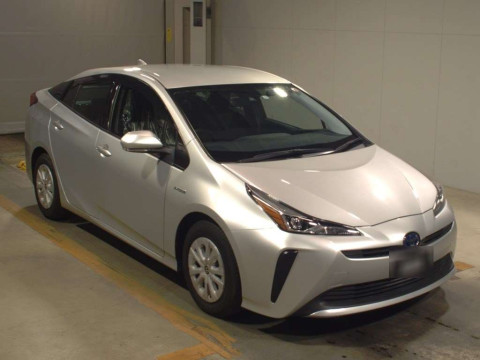 2019 Toyota Prius ZVW51[2]