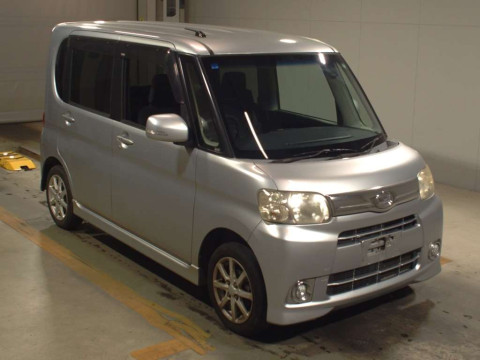 2013 Daihatsu Tanto L375S[2]