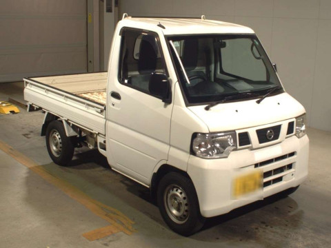 2012 Nissan NT100 Clipper U71T[2]