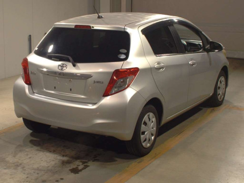 2012 Toyota Vitz NSP130[1]