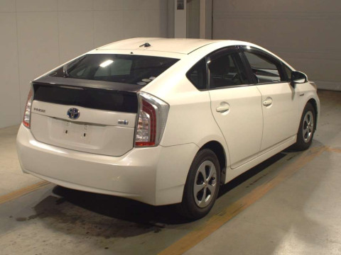 2012 Toyota Prius ZVW30[1]