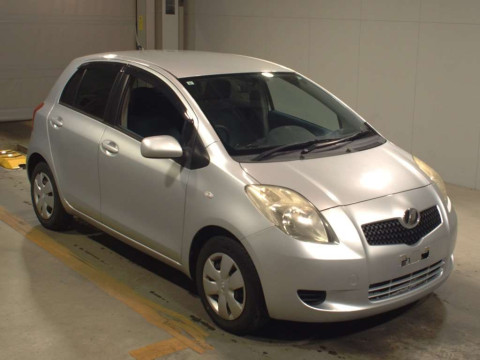 2005 Toyota Vitz SCP90[2]