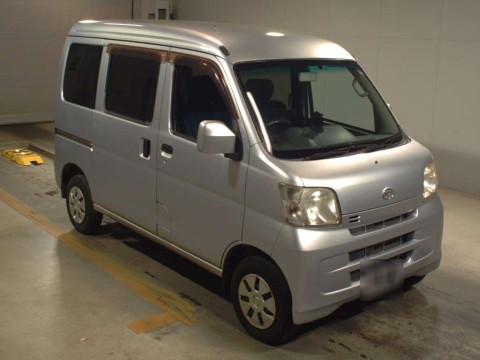 2011 Daihatsu Hijet Cargo S321V[2]