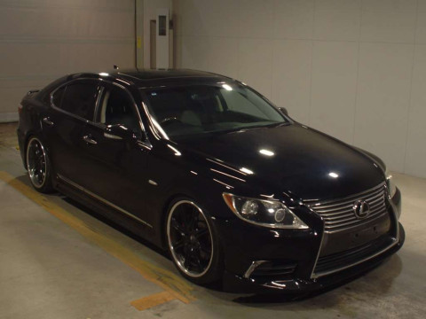 2008 Lexus LS USF40[2]