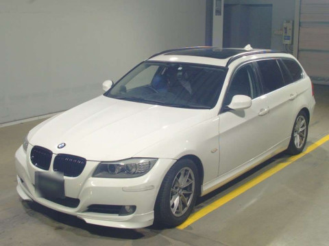 2011 BMW 3 Series US20[0]