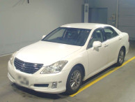 2010 Toyota Crown