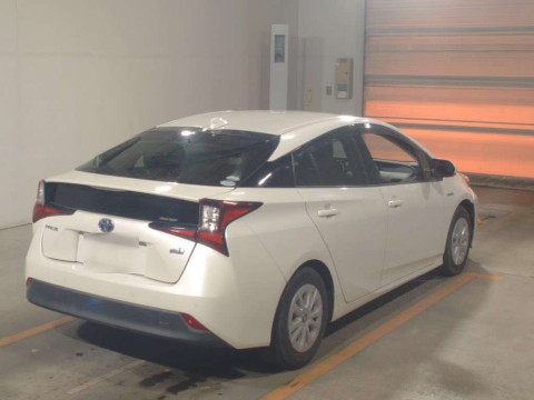 2019 Toyota Prius ZVW51[1]