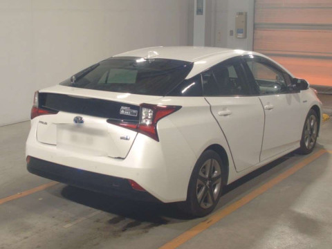 2018 Toyota Prius ZVW51[1]