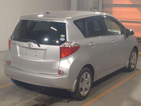 2012 Toyota Ractis NCP120[1]