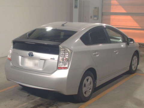 2010 Toyota Prius ZVW30[1]