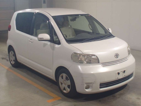 2009 Toyota Porte NNP11[2]