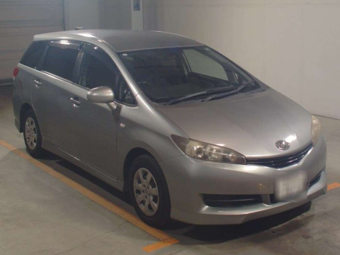 2011 Toyota Wish ZGE20G[2]