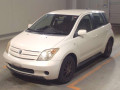 2004 Toyota IST