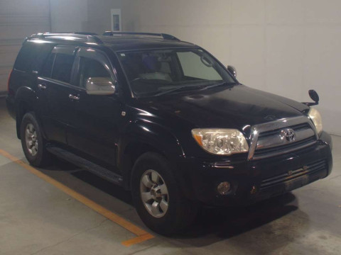 2005 Toyota Hilux Surf TRN215W[2]