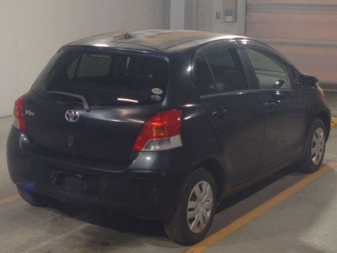 2009 Toyota Vitz SCP90[1]