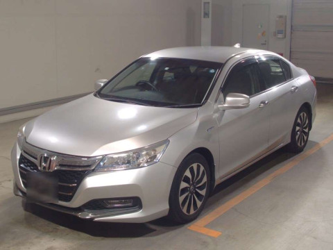 2013 Honda Accord Hybrid CR6[0]