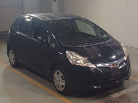 2012 Honda Fit Hybrid GP1[2]