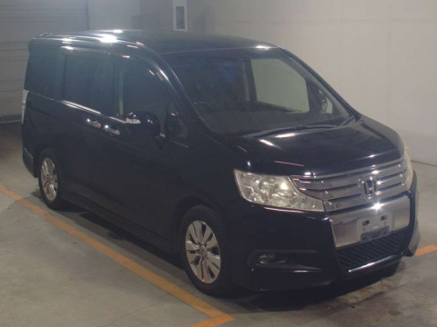 2011 Honda Step WGN Spada RK5[2]