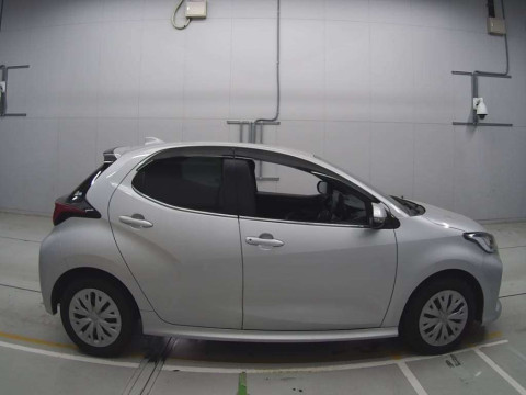 2021 Toyota YARIS MXPH10[2]