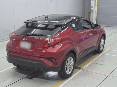 2020 Toyota C-HR NGX10[1]