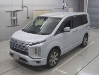 2022 Mitsubishi Delica D5