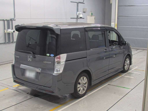 2011 Honda Step WGN Spada RK5[1]