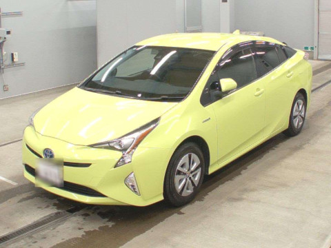 2016 Toyota Prius ZVW55[0]