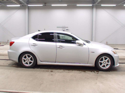 2005 Lexus IS GSE20[2]