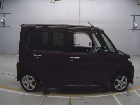 2013 Daihatsu Tanto Custom L375S[2]