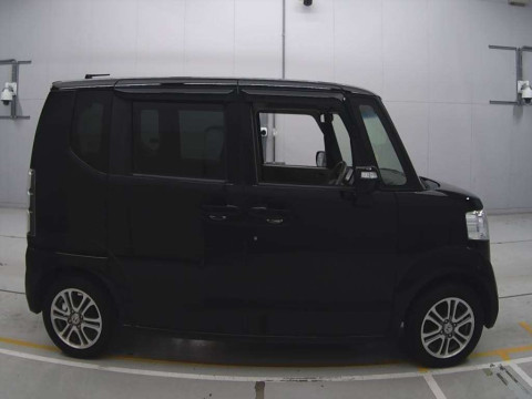 2013 Honda N-BOX JF1[2]