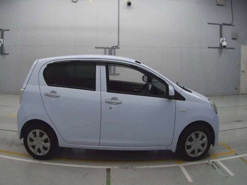 2012 Daihatsu Mira es LA300S[2]