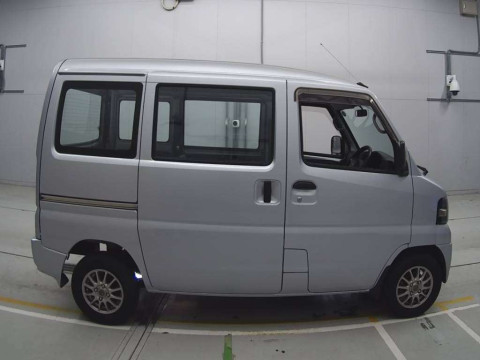 2010 Mitsubishi Minicab Van U61V[2]