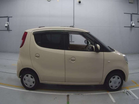 2009 Nissan Moco MG22S[2]