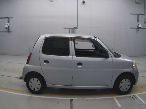 2009 Daihatsu Esse L235S[2]