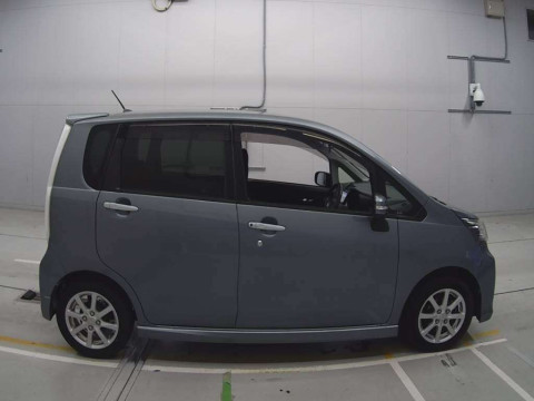 2013 Daihatsu Move LA100S[2]