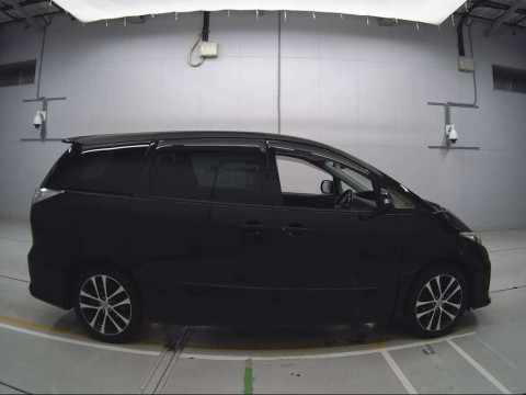 2014 Toyota Estima ACR50W[2]