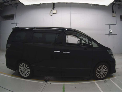 2014 Toyota Vellfire GGH20W[2]