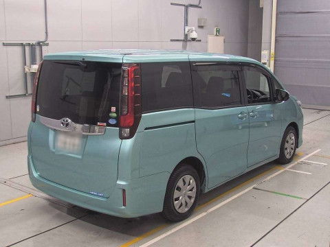 2014 Toyota Noah ZRR80G[1]