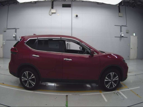 2019 Nissan X-Trail T32[2]