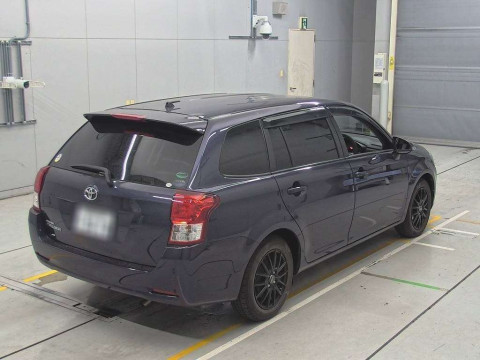 2013 Toyota Corolla Fielder NZE161G[1]