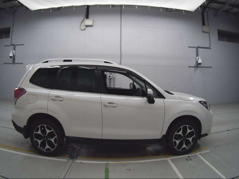 2017 Subaru Forester SJ5[2]