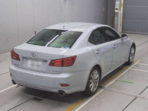 2007 Lexus IS GSE20[1]