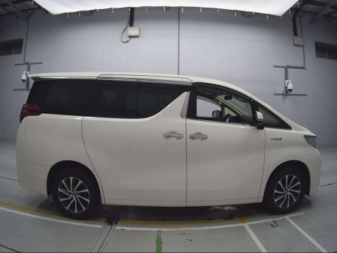 2015 Toyota Alphard Hybrid AYH30W[2]