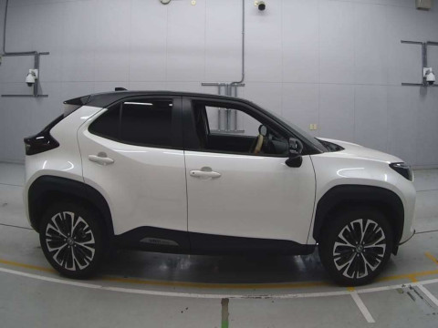 2021 Toyota YARIS CROSS MXPB10[2]