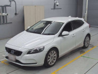 2015 Volvo V40