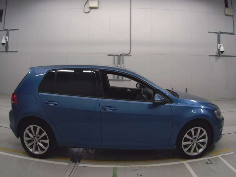 2013 Volkswagen Golf AUCPT[2]