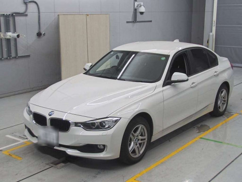 2015 BMW 3 Series 3D20[0]