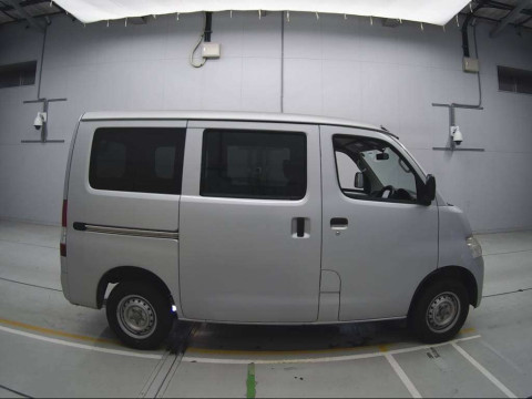 2018 Toyota Townace Van S402M[2]