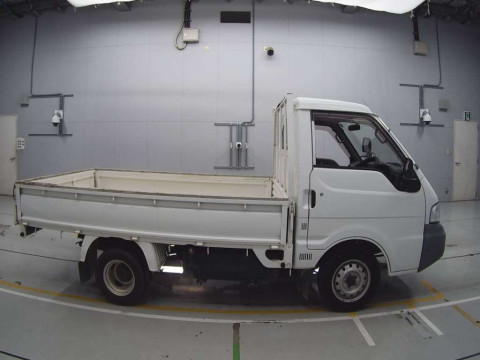 2003 Mazda Bongo Truck SK82T[2]