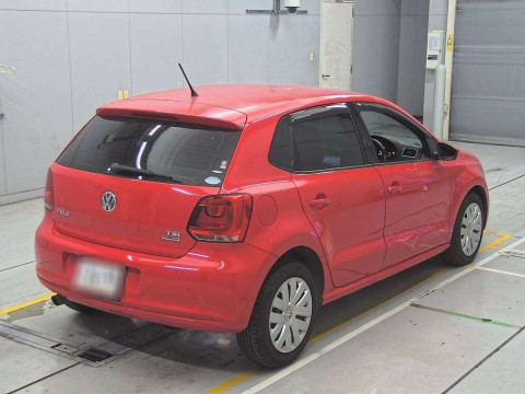 2013 Volkswagen Polo 6RCBZ[1]